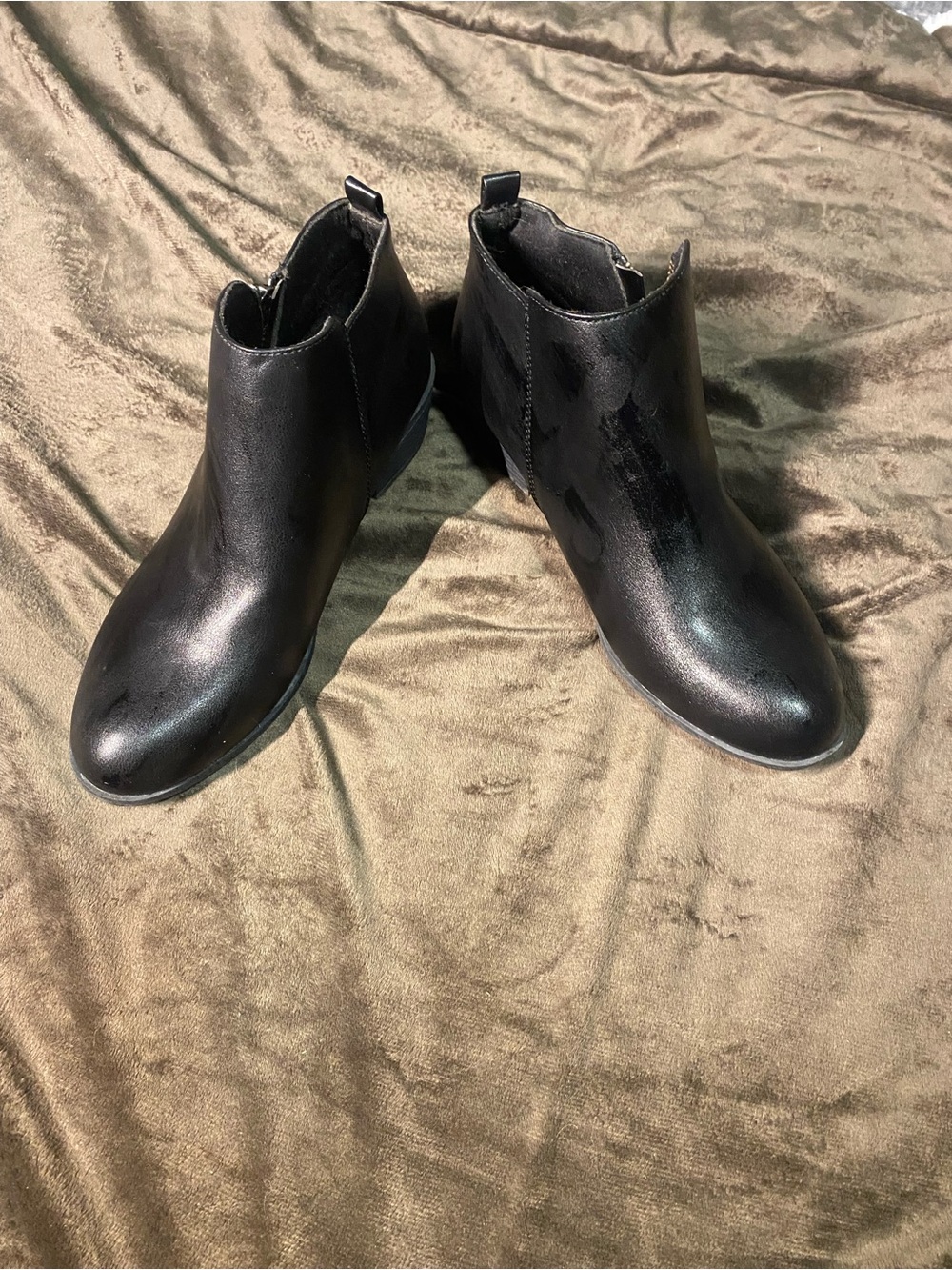 Sonoma Black Chelsea Ankle Booties